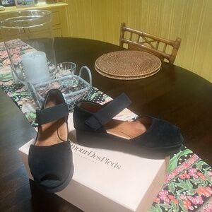 Black Suede Wedges. Size 8M